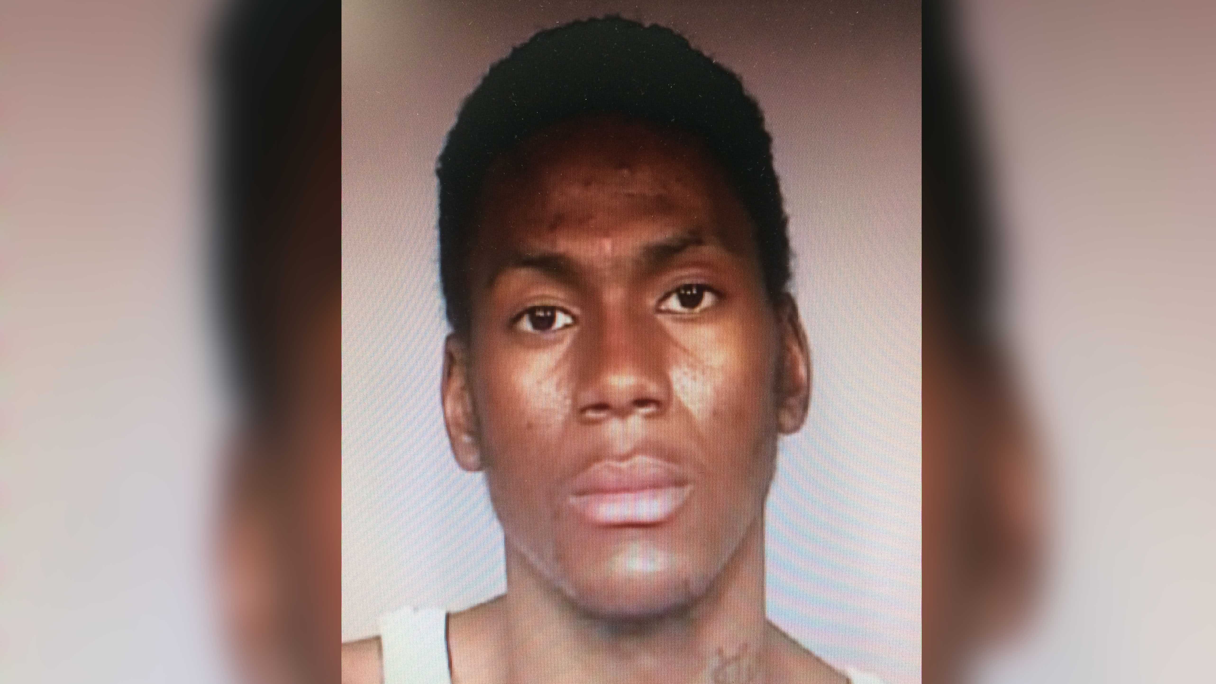 Fresno murder suspect gets in fight, escapes police custody