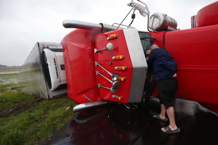 'Horrible' scenes as Texas residents begin to assess Harvey damage