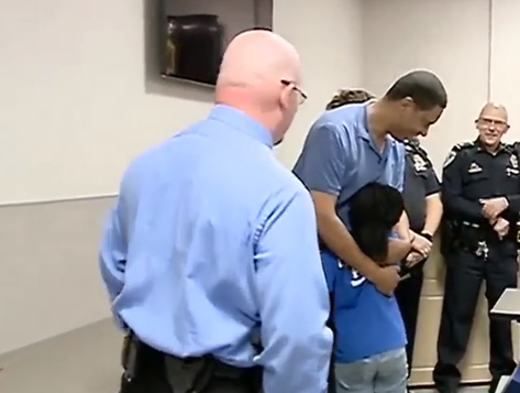 8-year-old girl continues mission to hug law enforcement officers in US