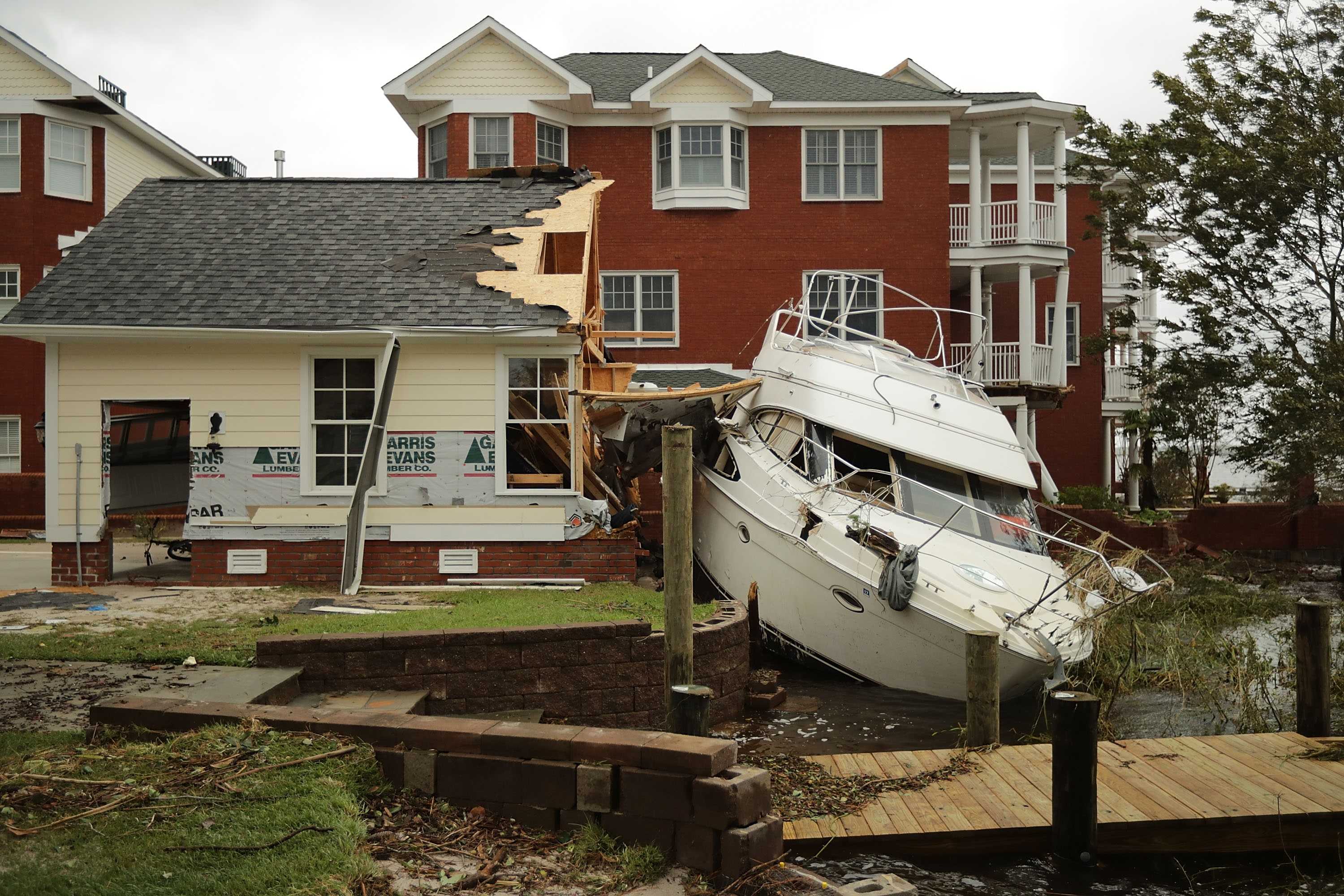 Photos: Hurricane Florence Leaves Damage, Destruction As It Moves ...