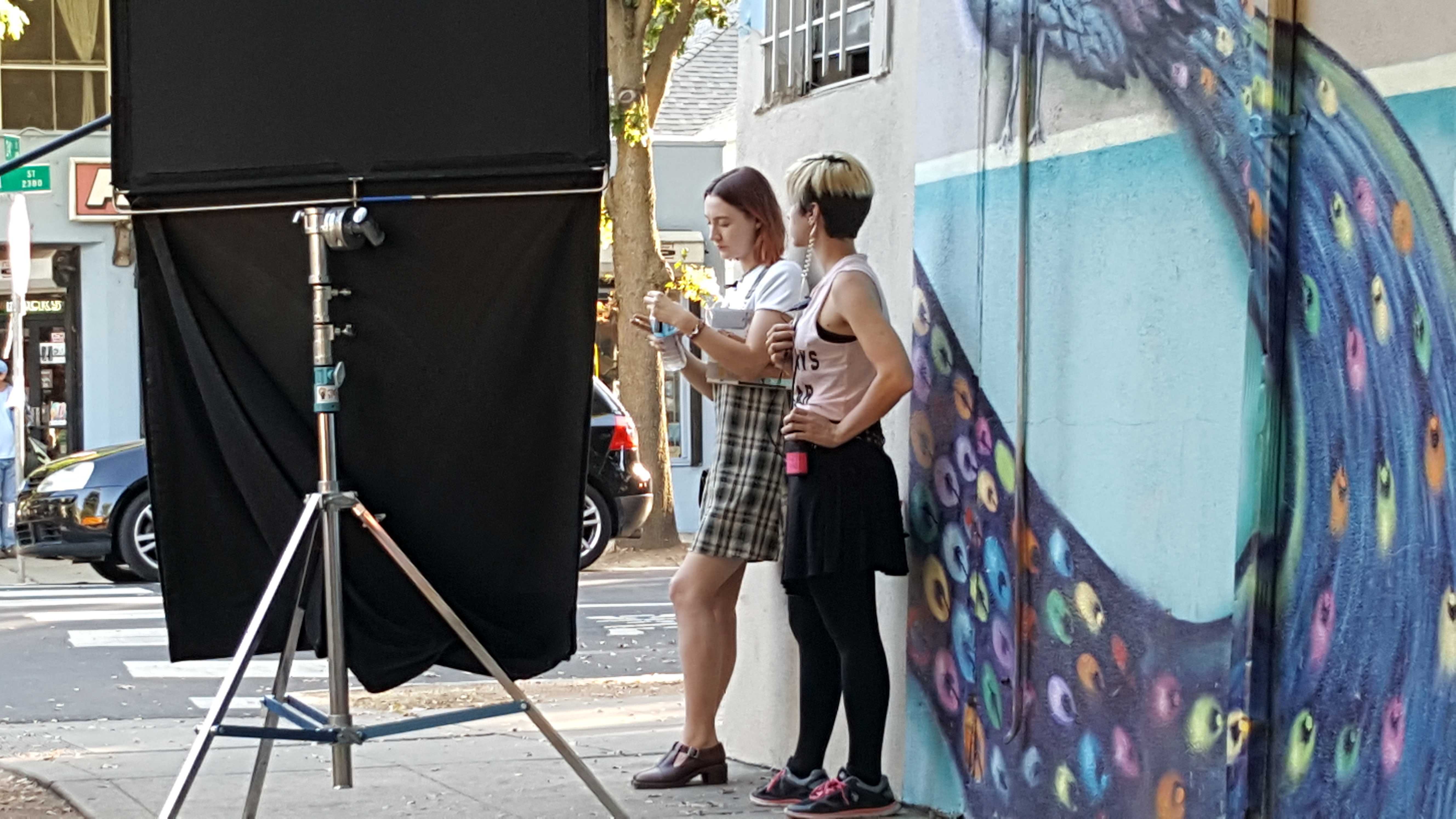 Sacramento-based film 'Lady Bird' wins 2 Golden Globe awards