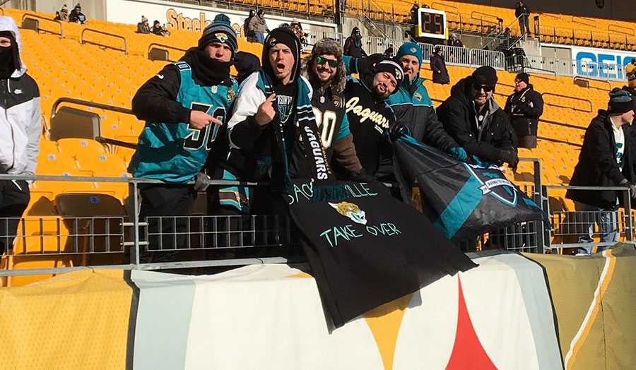 Shocker at Heinz Field! #Jaguars beat #Steelers 45-42 in AFC divisional playoff game