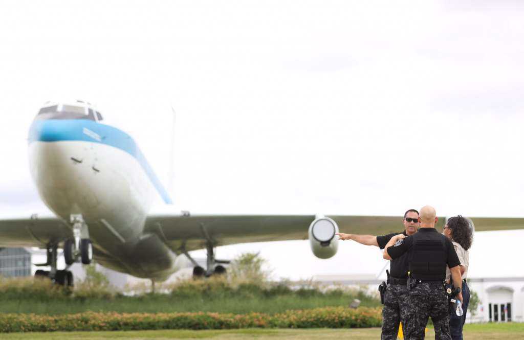 Pilot ejects after F-16 jet catches fire at Houston airport