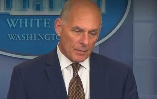 White House chief getting scrutiny after senior aide's resignation