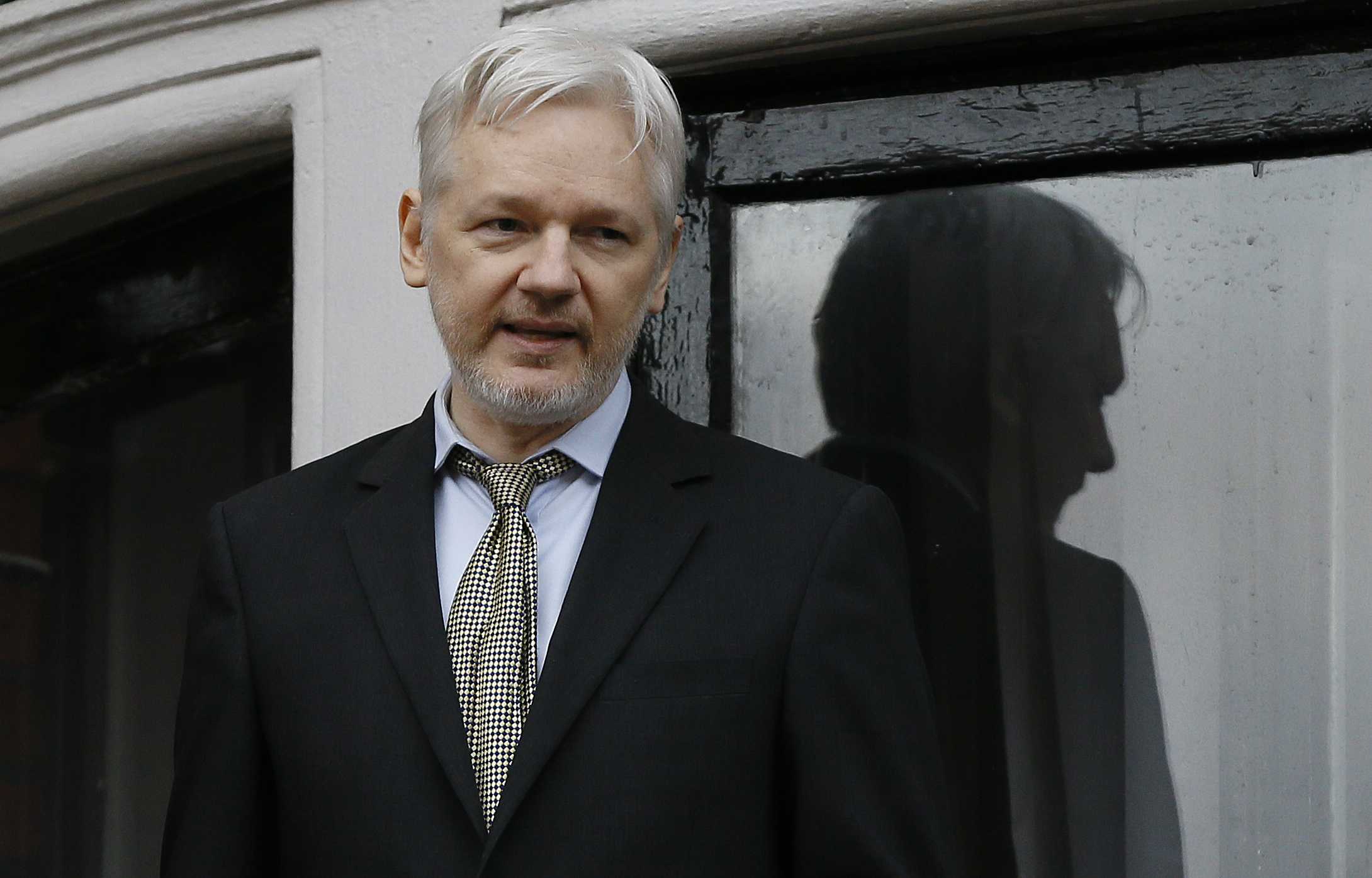 Sweden drops Julian Assange rape investigation