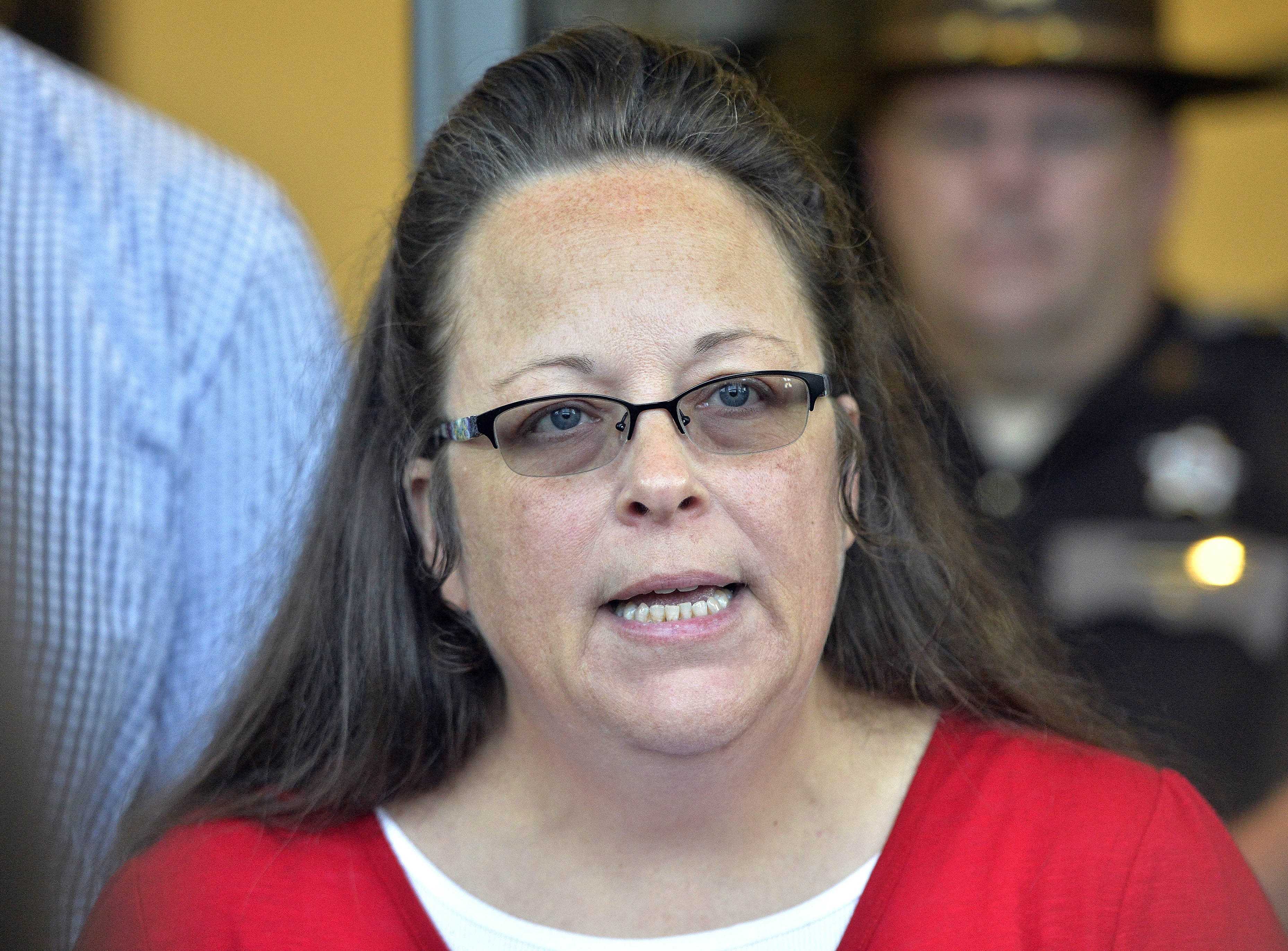 Gay man denied a marriage license by Kim Davis is now running against her