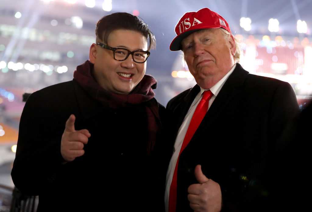 President Trump, Kim Jong Un lookalikes at Olympics 'want peace'