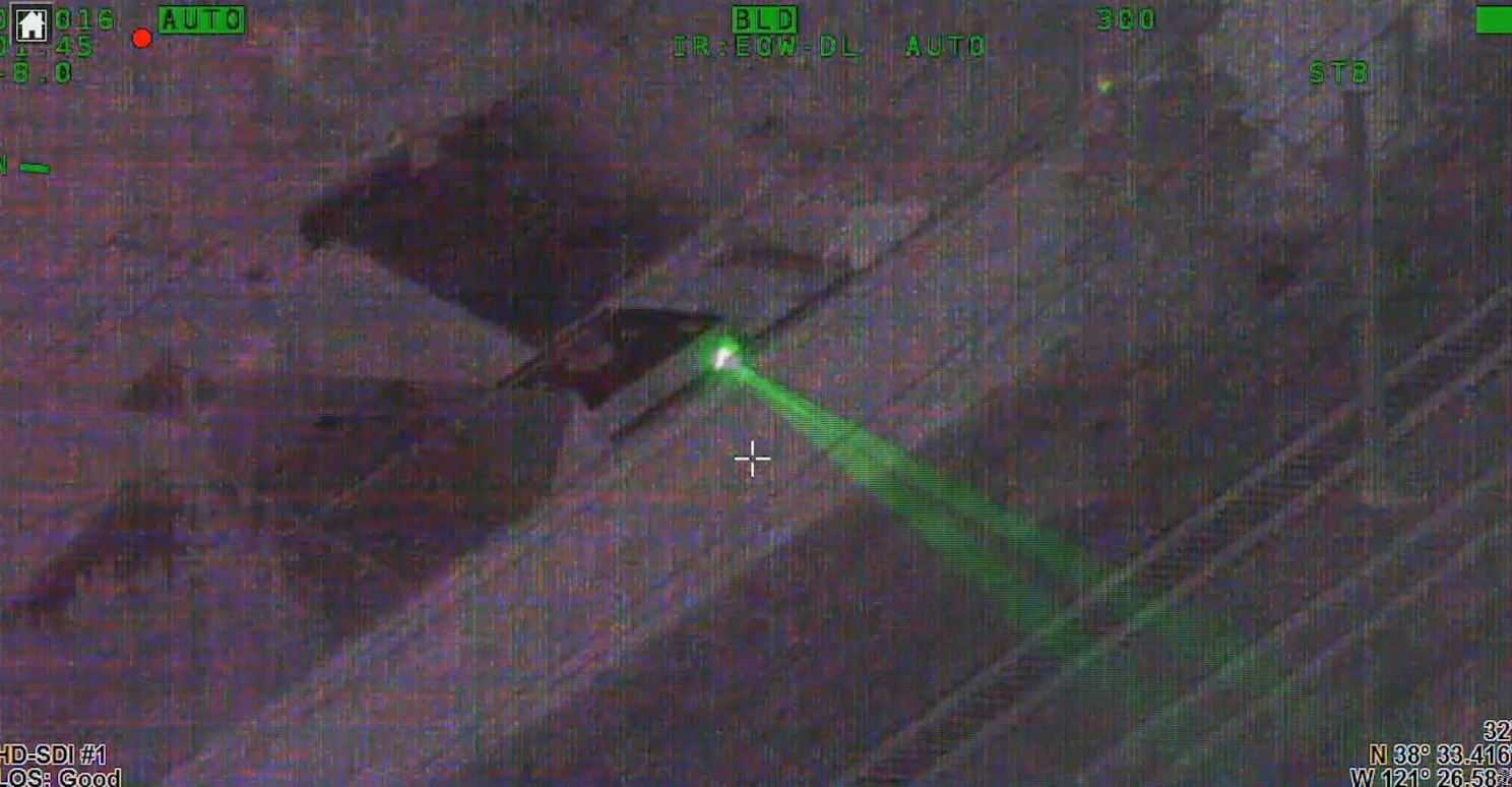 Sacramento sheriff's pilot finds suspect shining laser at planes
