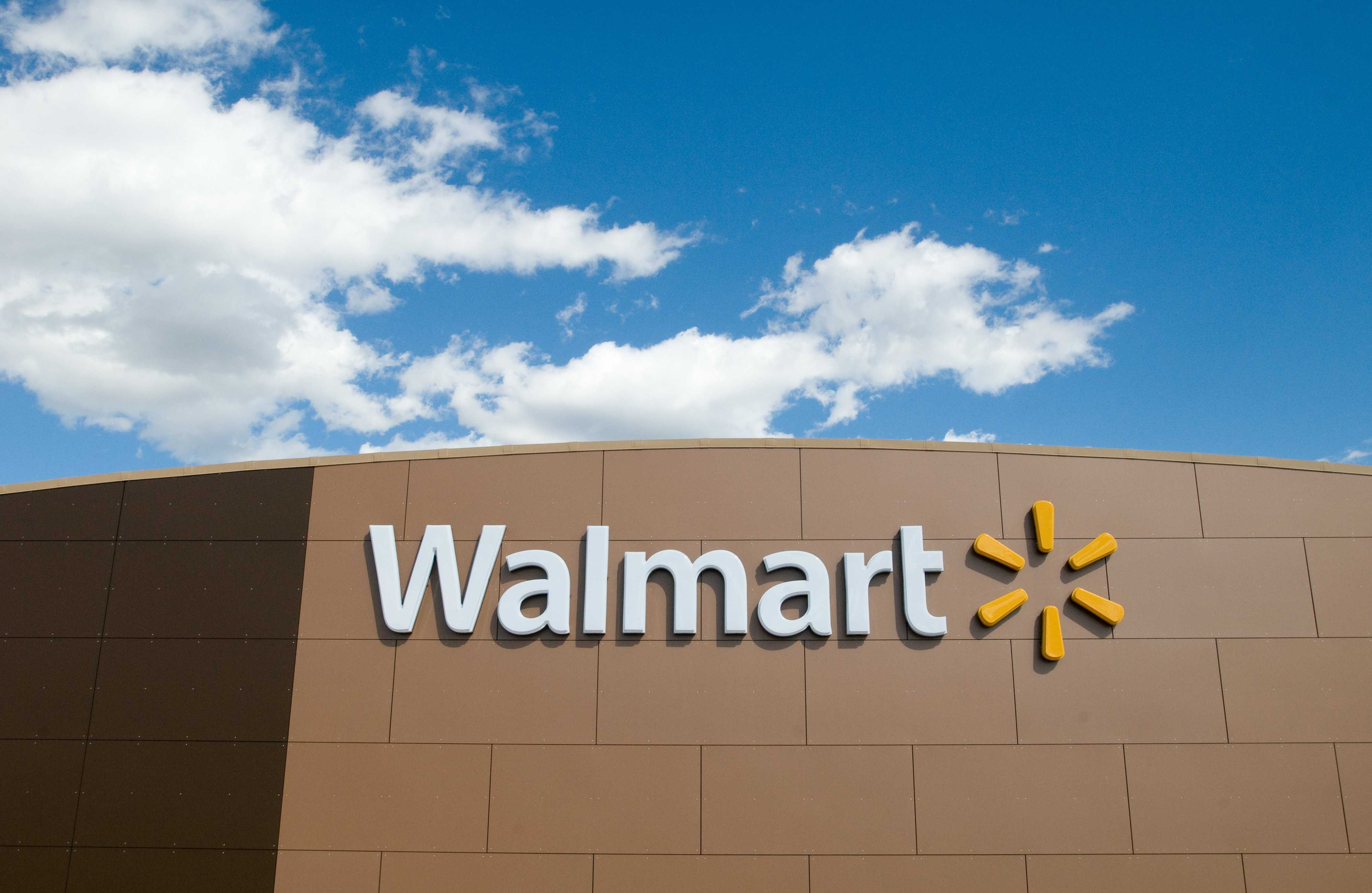 Walmart apologizes for display marketing firearms as back-to-school items Walmart apologizes for display marketing firearms as back-to-school items