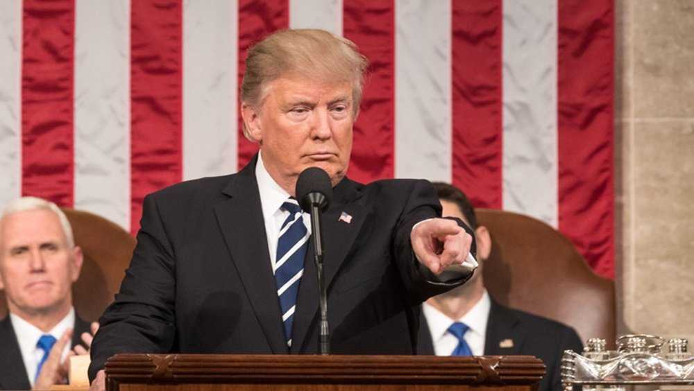 Trump tweet-warns Comey 'before he starts leaking'