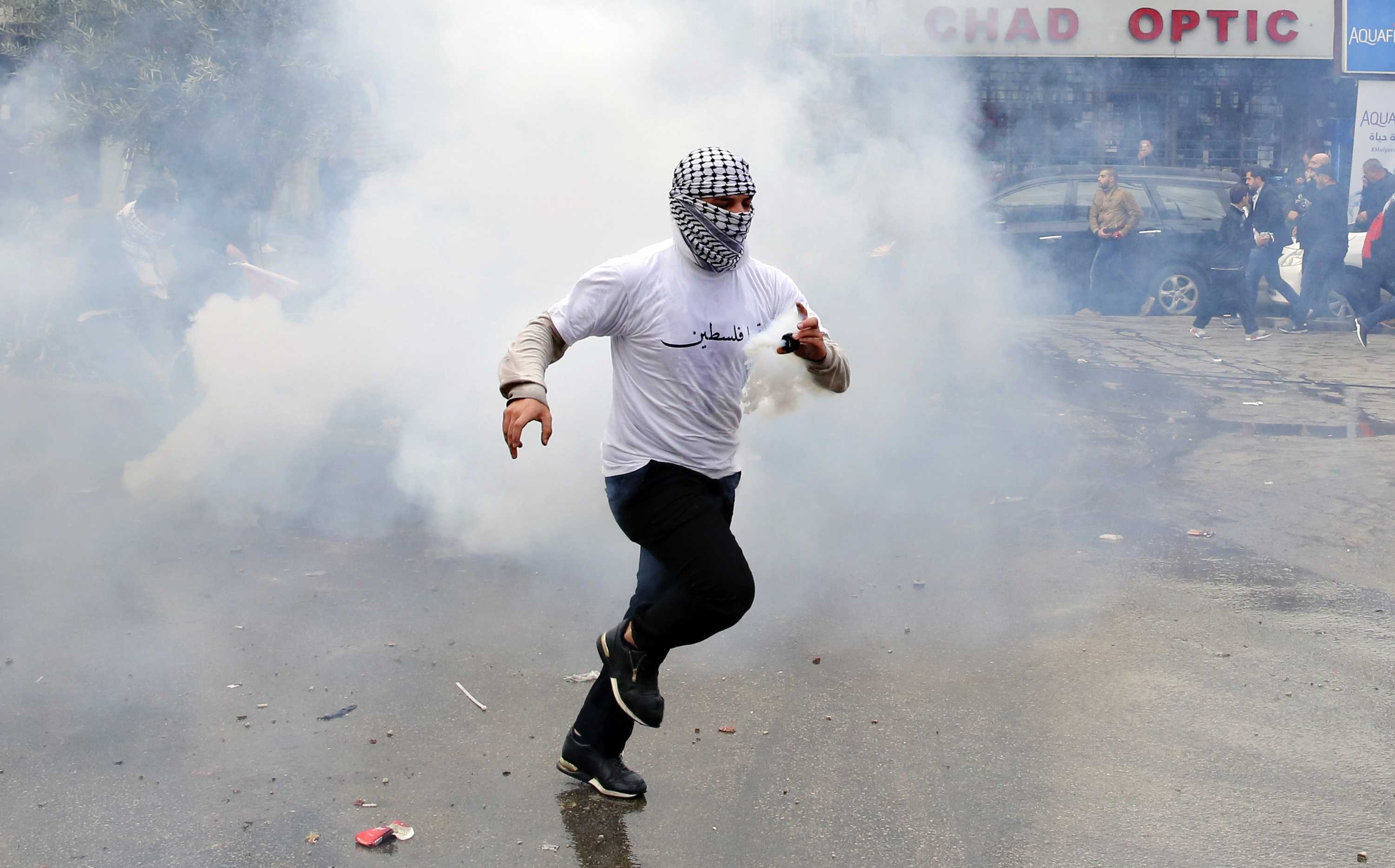Protesters and police clash outside US Embassy in Beirut