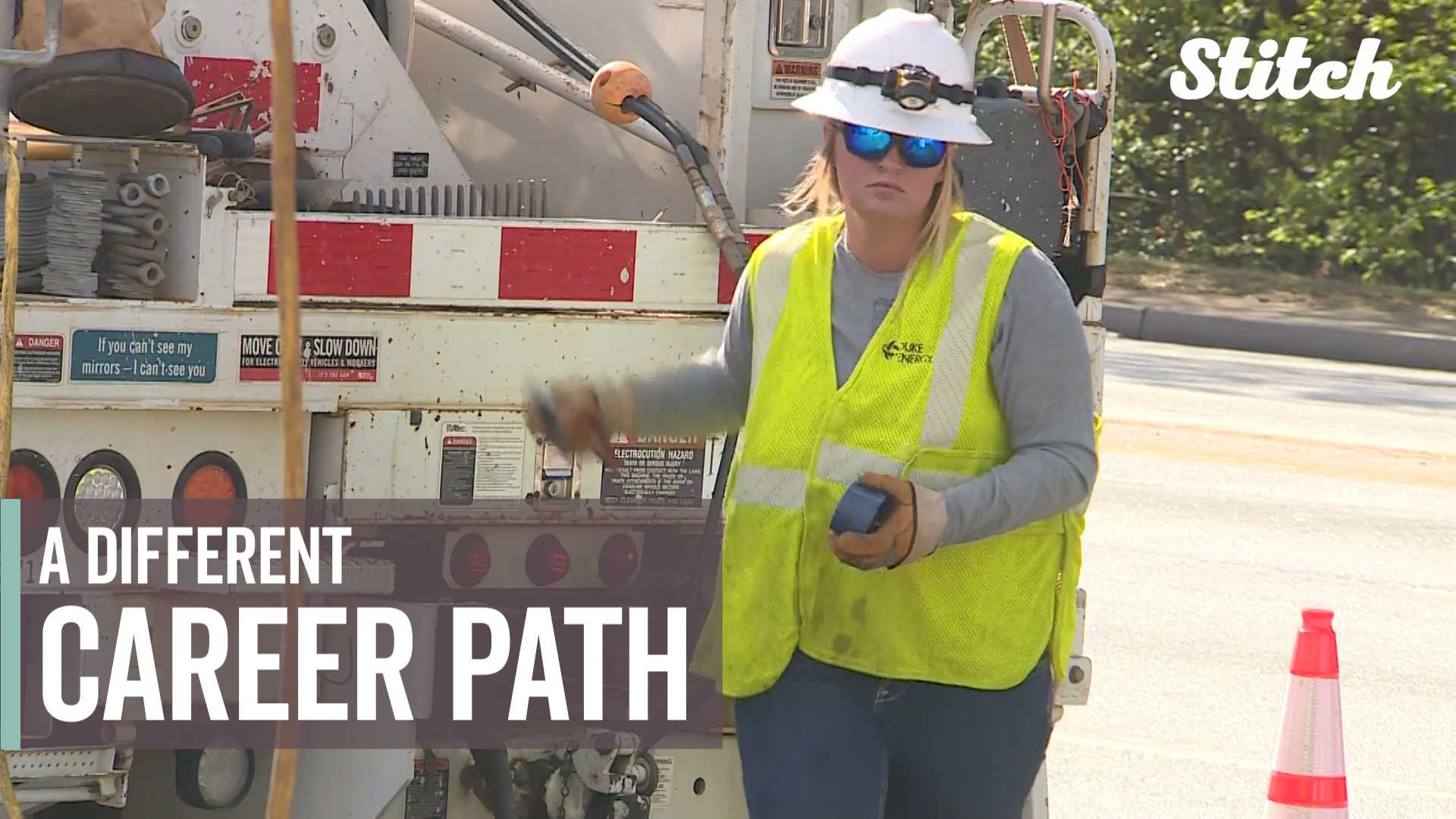 'Women don't know it's an option': Female lineman hopes more girls enter trade field