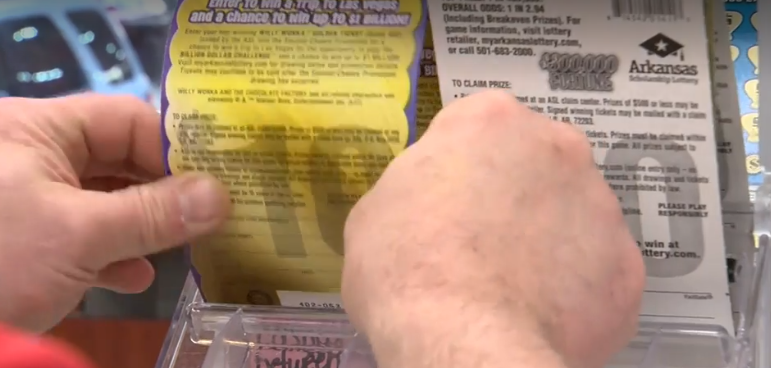 Winning lottery ticket leads police to car thieves