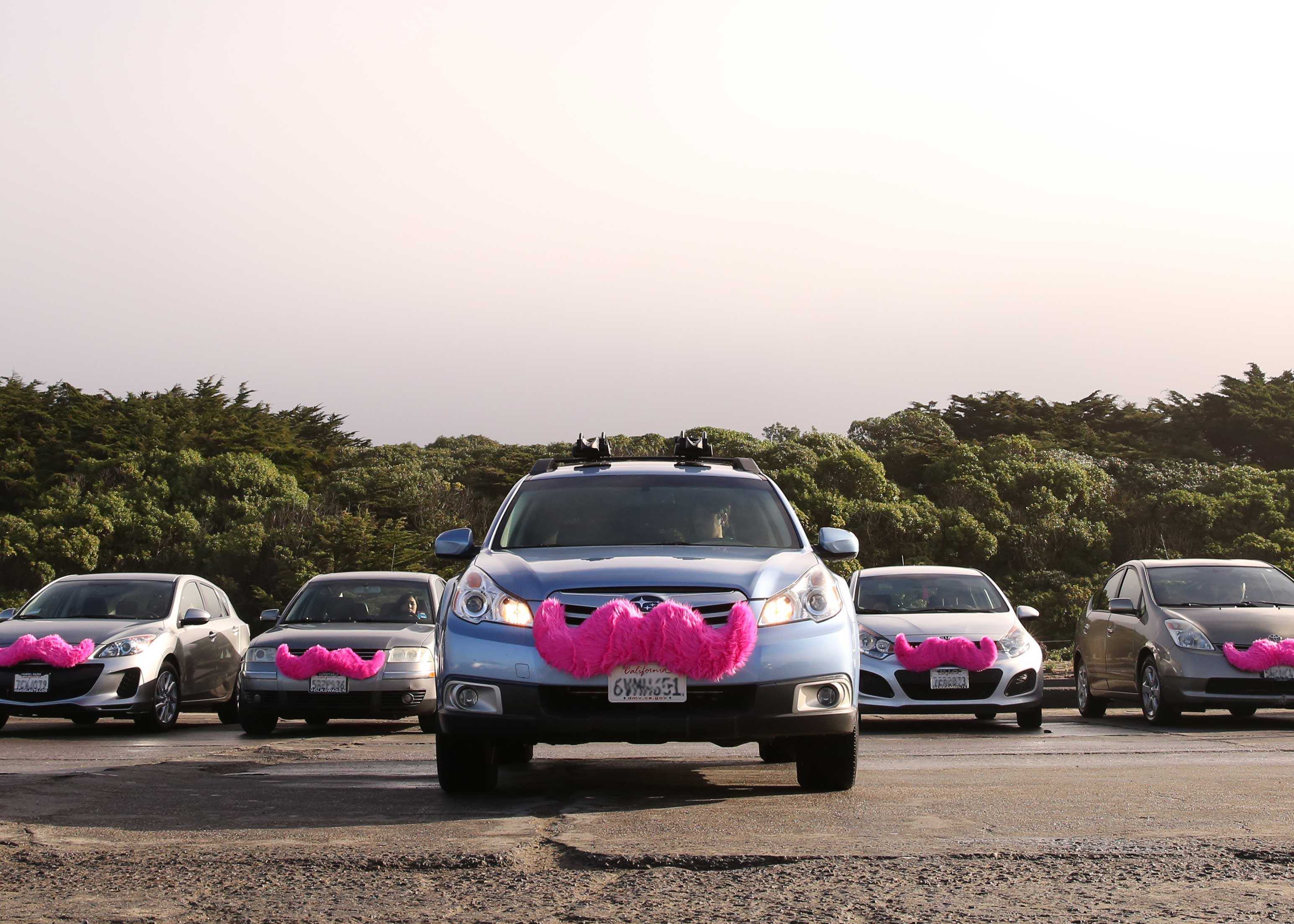 Lyft tells employees not to 'gloat' over Uber crises