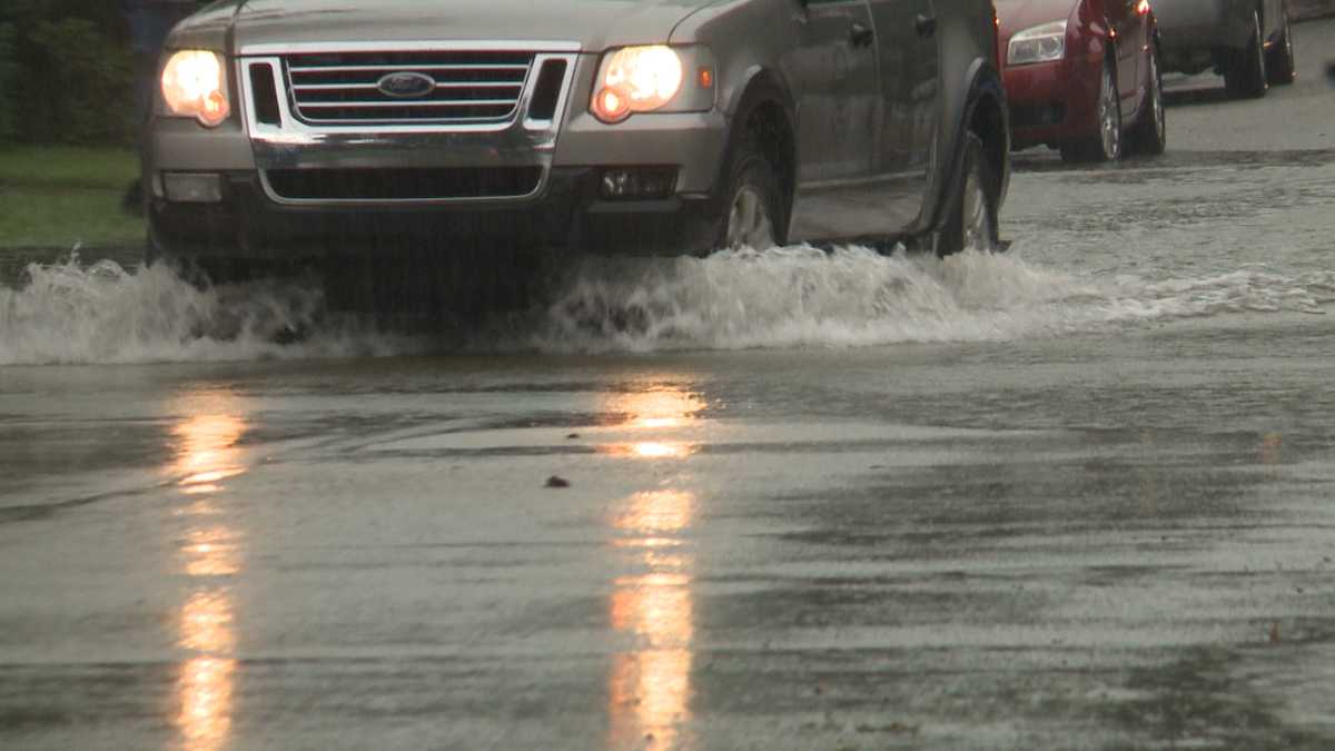 Flooding closes several roads in southern Indiana