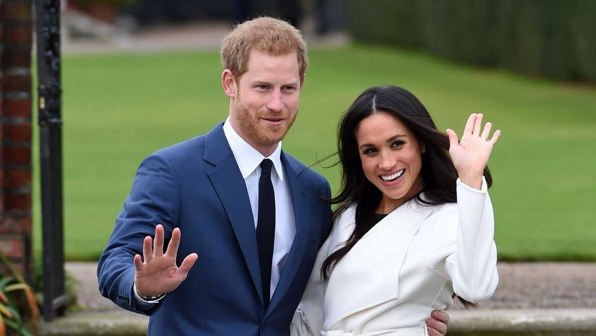 A 'cozy night' with a royal proposal; Prince Harry and Meghan Markle discuss engagement