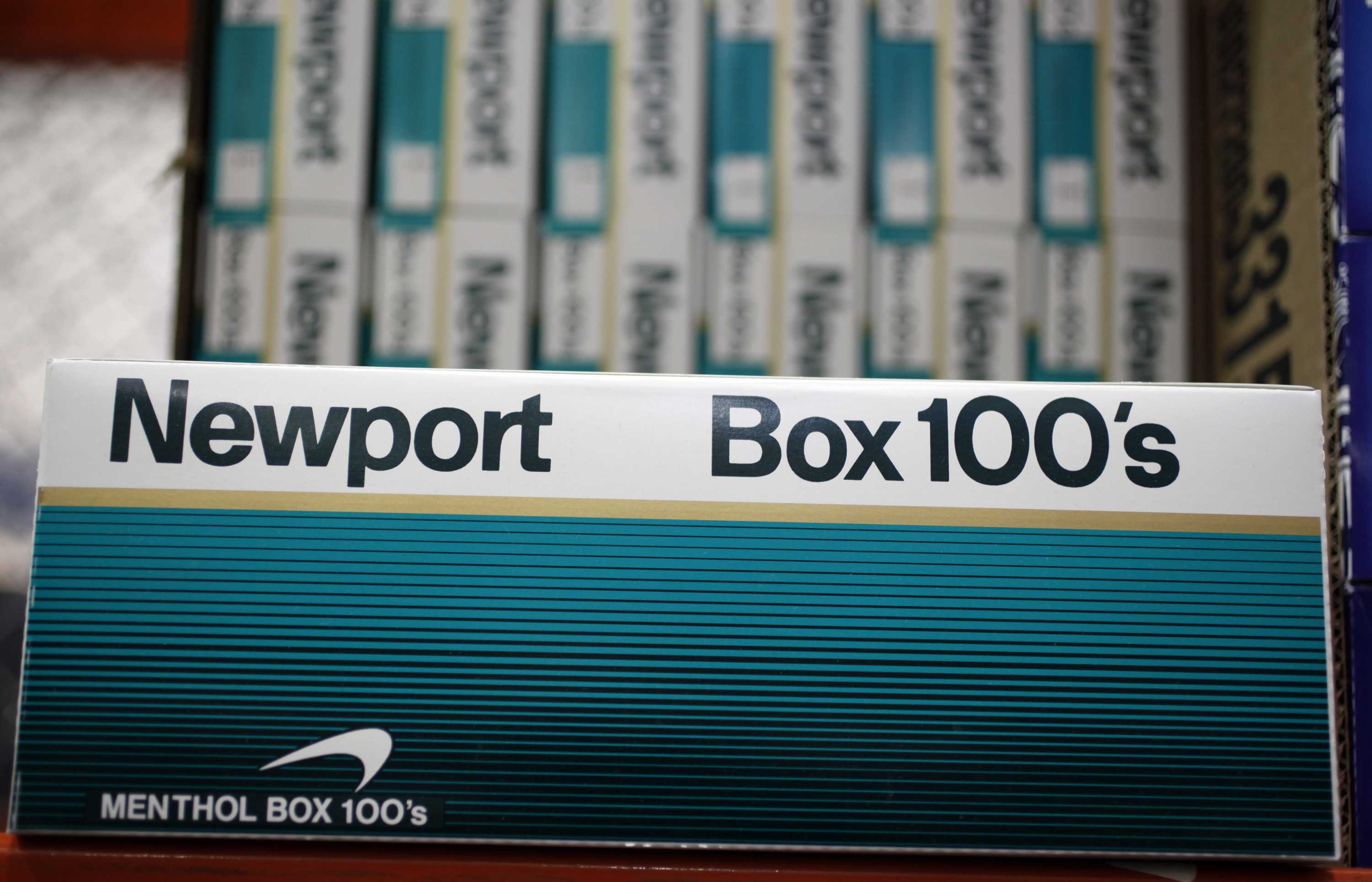 Senators call on FDA to ban sale of menthol cigarettes