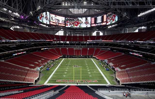 The Falcons' new stadium has all the bells and whistles – and some limited chicken options