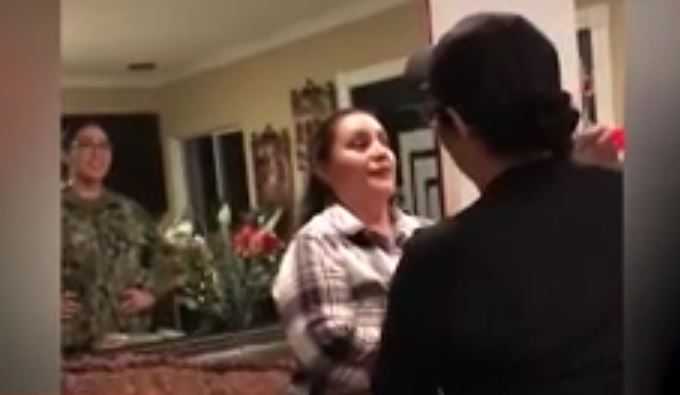 Military mom gets an epic Christmas surprise
