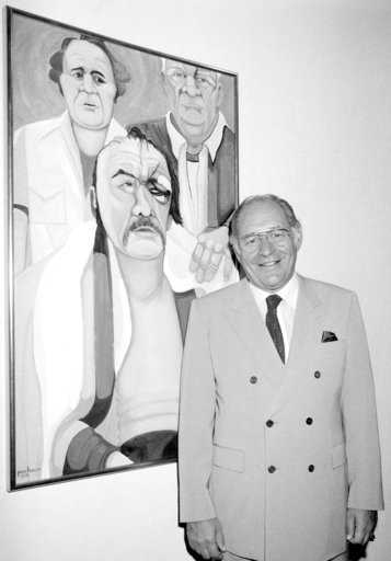 Ferdie Pacheco — Muhammad Ali's 'Fight Doctor'— dies at 89