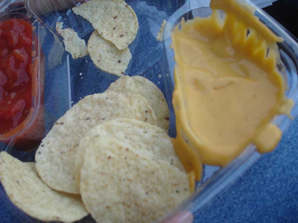 California man dies in botulism outbreak from nacho-cheese