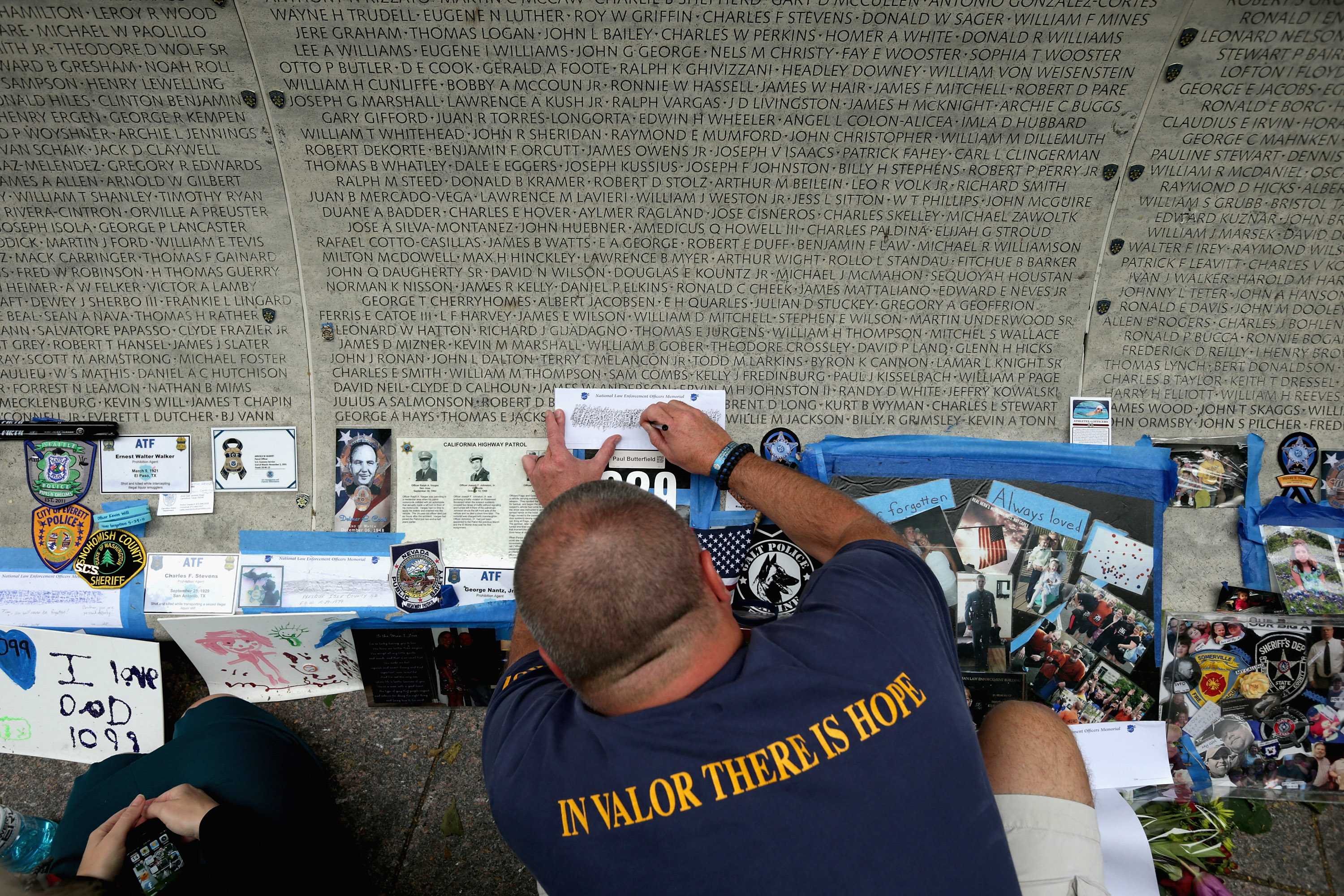 'Encouraging news' as 2017 sees decrease in officer fatalities