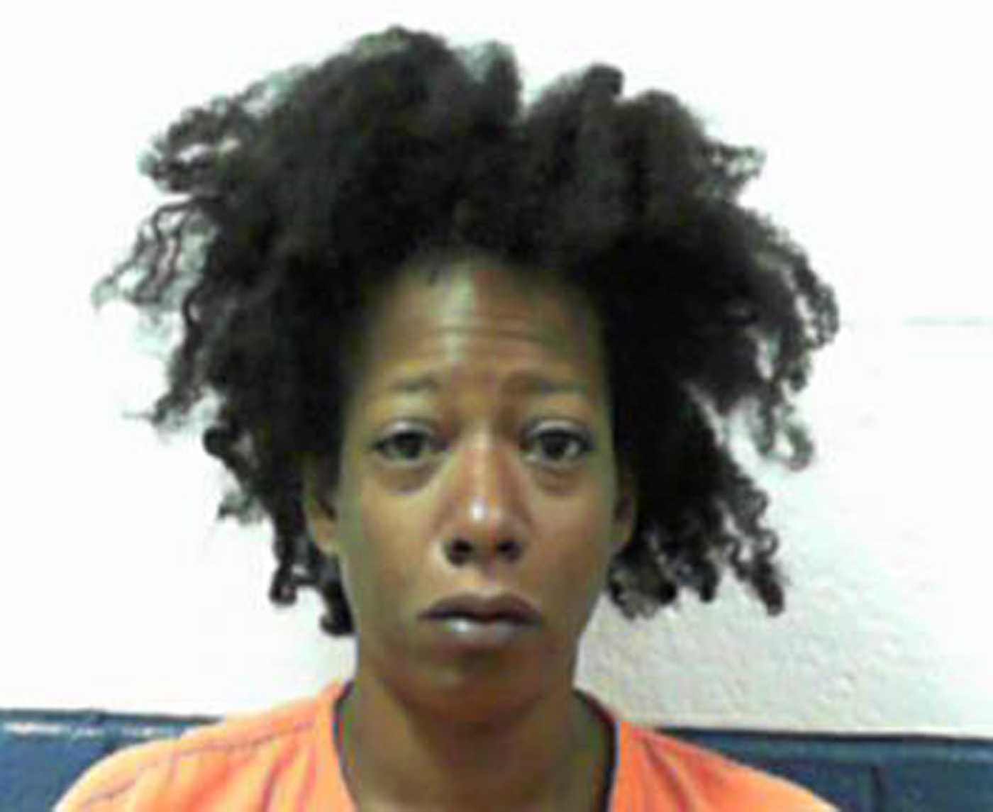 Mother drove for two days with 11-year-old daughter's body