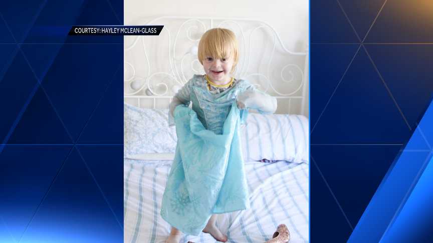 Disneyland Paris apologizes after banning boy from 'Princess for a Day' experience