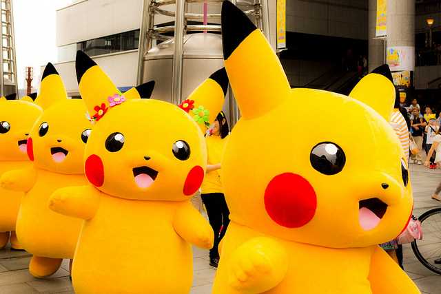 Man dressed as Pikachu jumps White House barrier to become YouTube famous