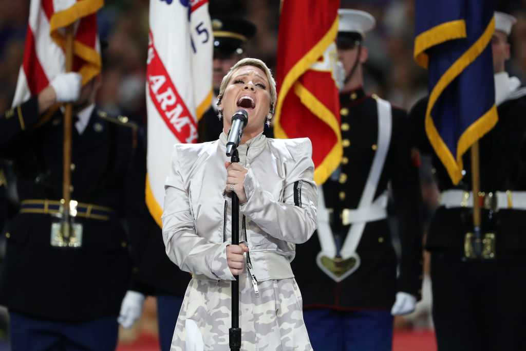 Pink drops her cough drop, then the mic with powerful anthem performance