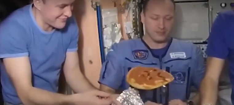 Here's how to make pizza in outer space