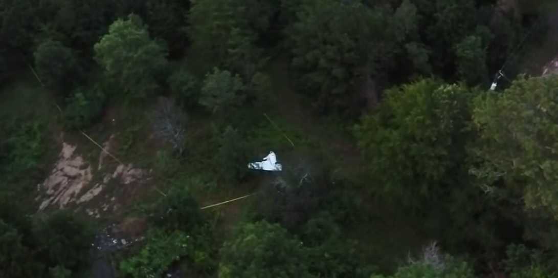 Twin-engine plane crashes, killing 4