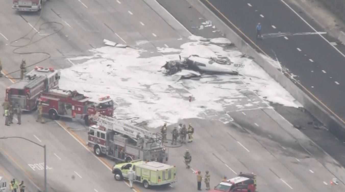 2 hurt when plane crashes on SoCal freeway