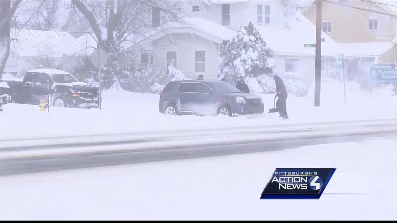 Christmas storm brings record snow to Erie