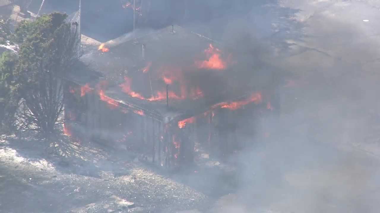 142-acre grass fire contained near Mather Airport