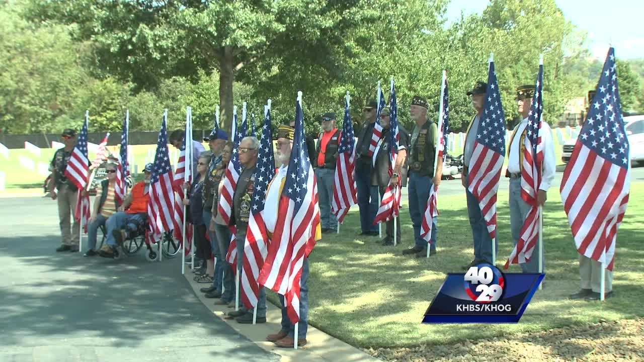 VFW members honor 'unaccompanied' Air Force veteran as he's laid to rest