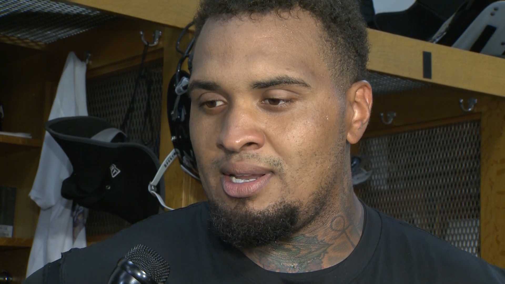 'We love this country:' #Steelers will all stand for national anthem on Sunday, Pouncey says