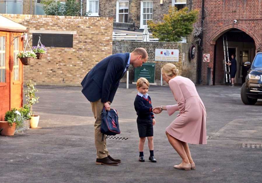 Prince George arrives to first day of school with dad Prince William