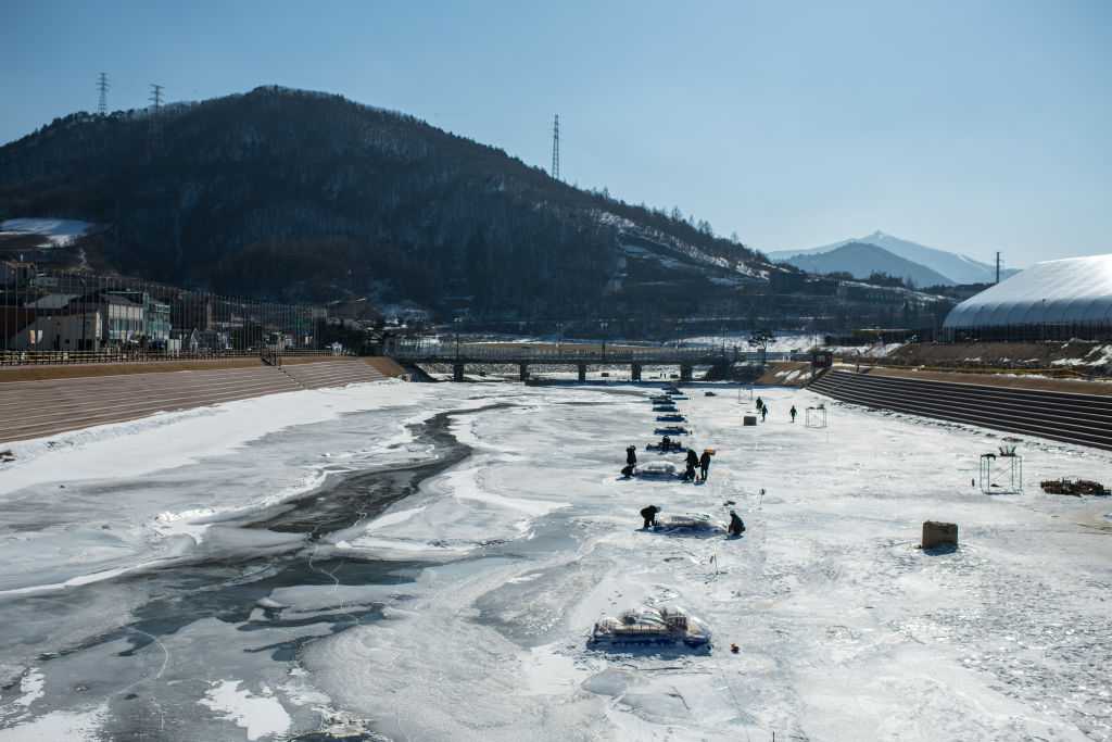 Bitter cold affecting athletes, gear at Winter Olympics