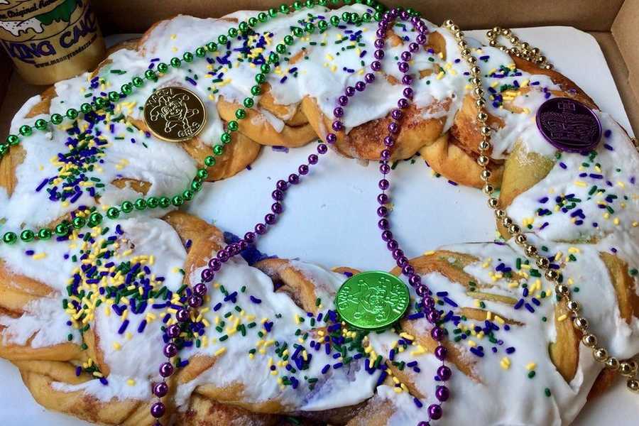 Apple And Goat Cheese King Cake Apple And Goat Cheese King Cake