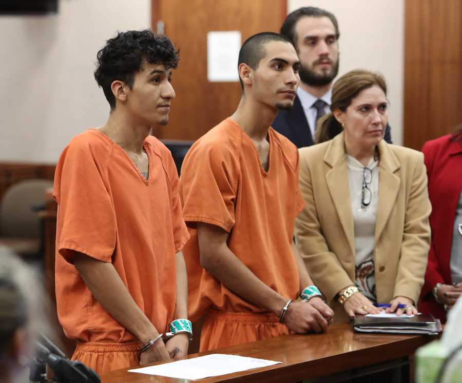 <p>Miguel Alvarez-Flores & Diego Hernandez-Rivera suspects MS13 gang accused of satanic killing. (Steve Gonzales/Chronicle)</p>