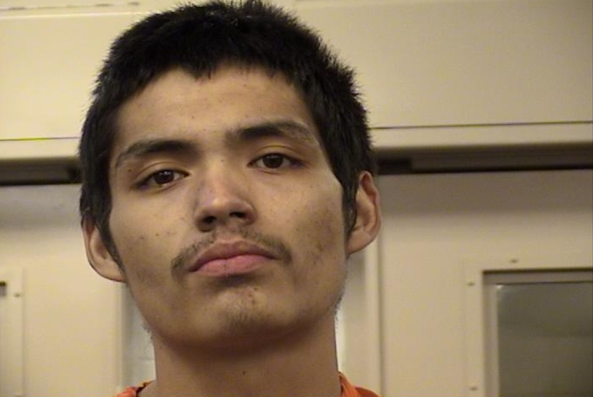 Homeowner traps shooting suspect in garage