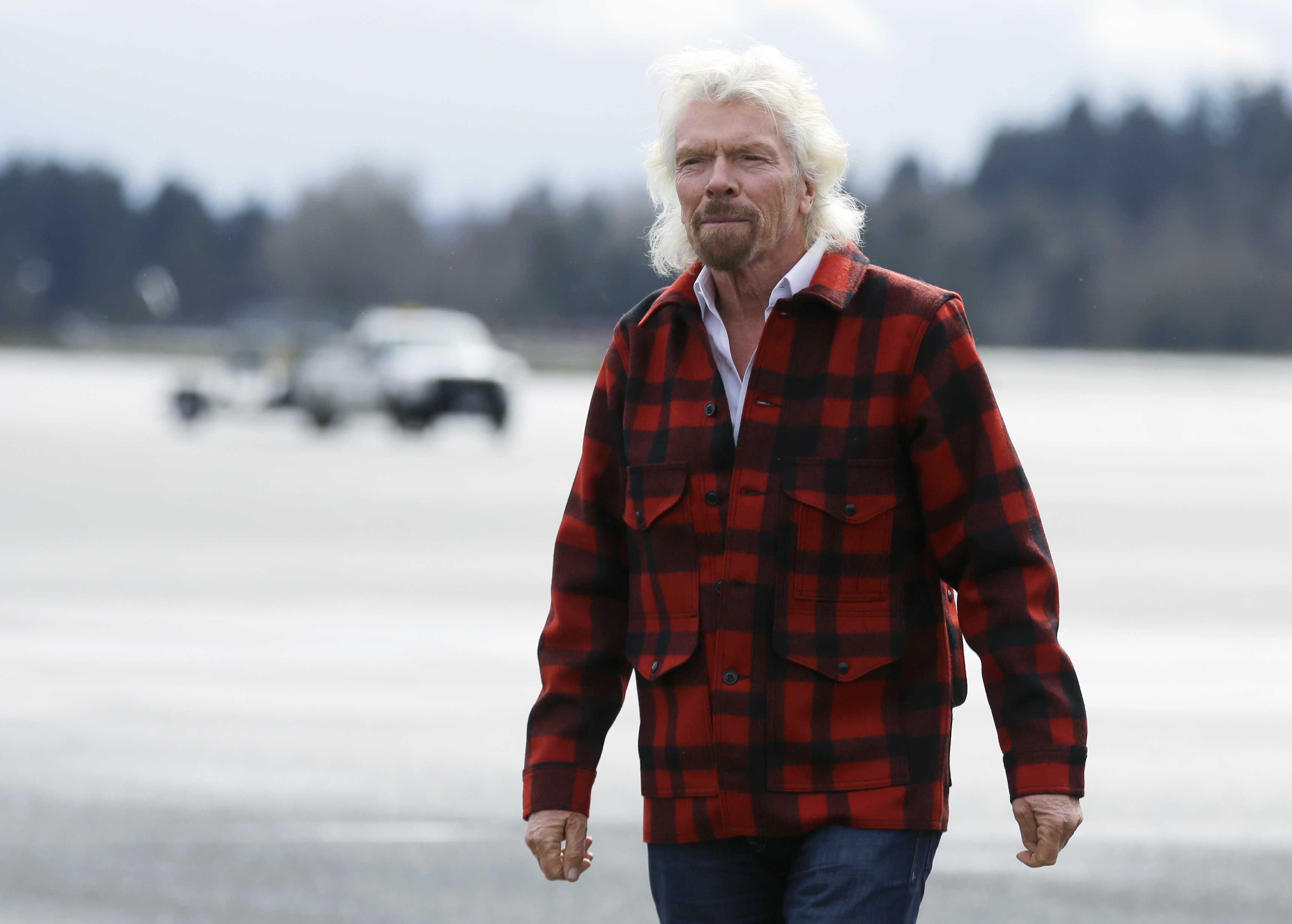 Richard Branson rides out Hurricane Irma in wine cellar