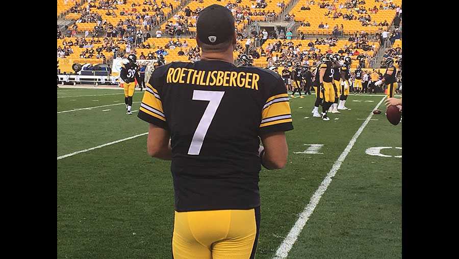 Ben Roethlisberger says his heart is still '100 percent' into football, and he's one of the best ever