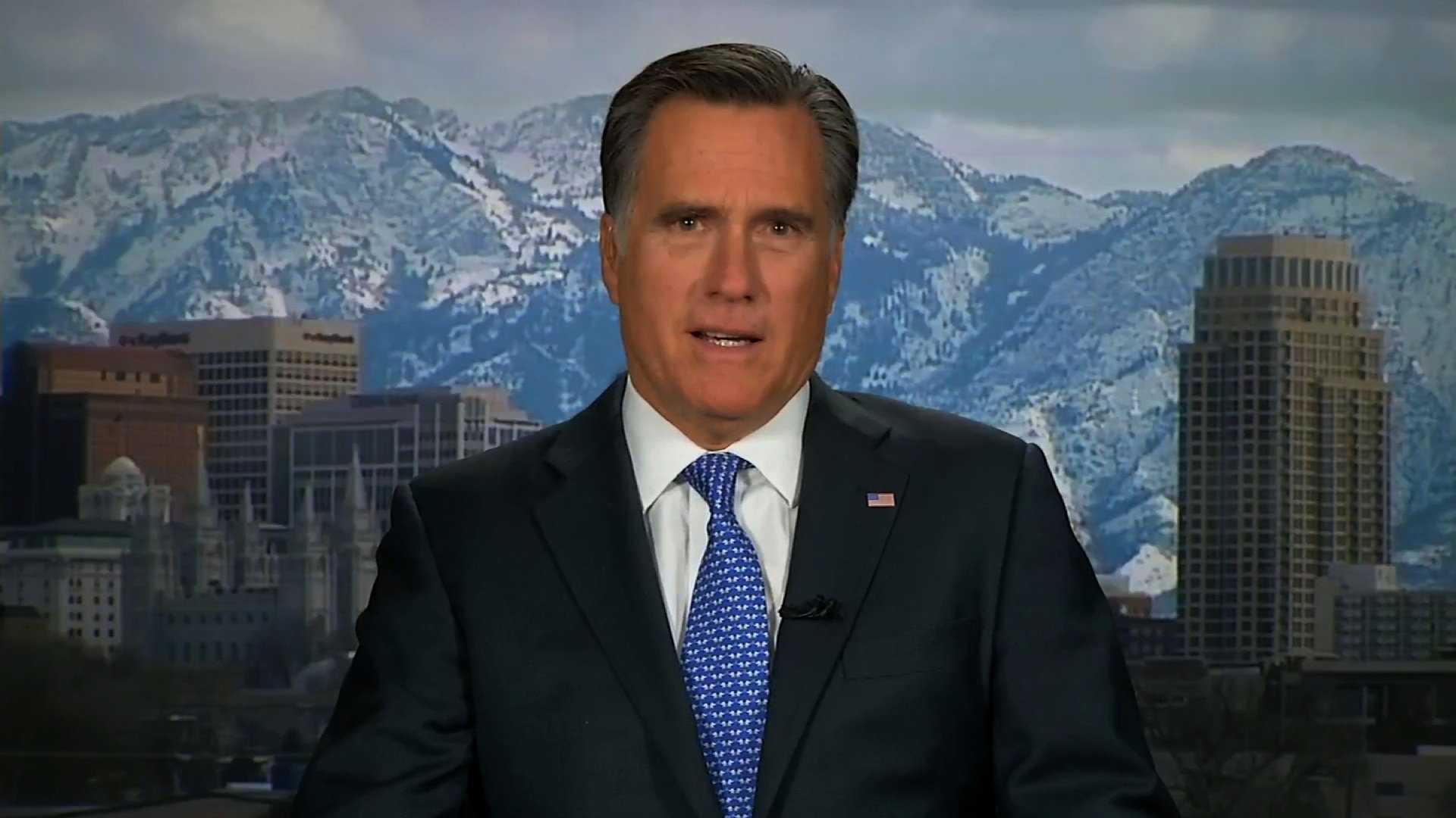 Romney implores Trump to apologize over Charlottesville comments