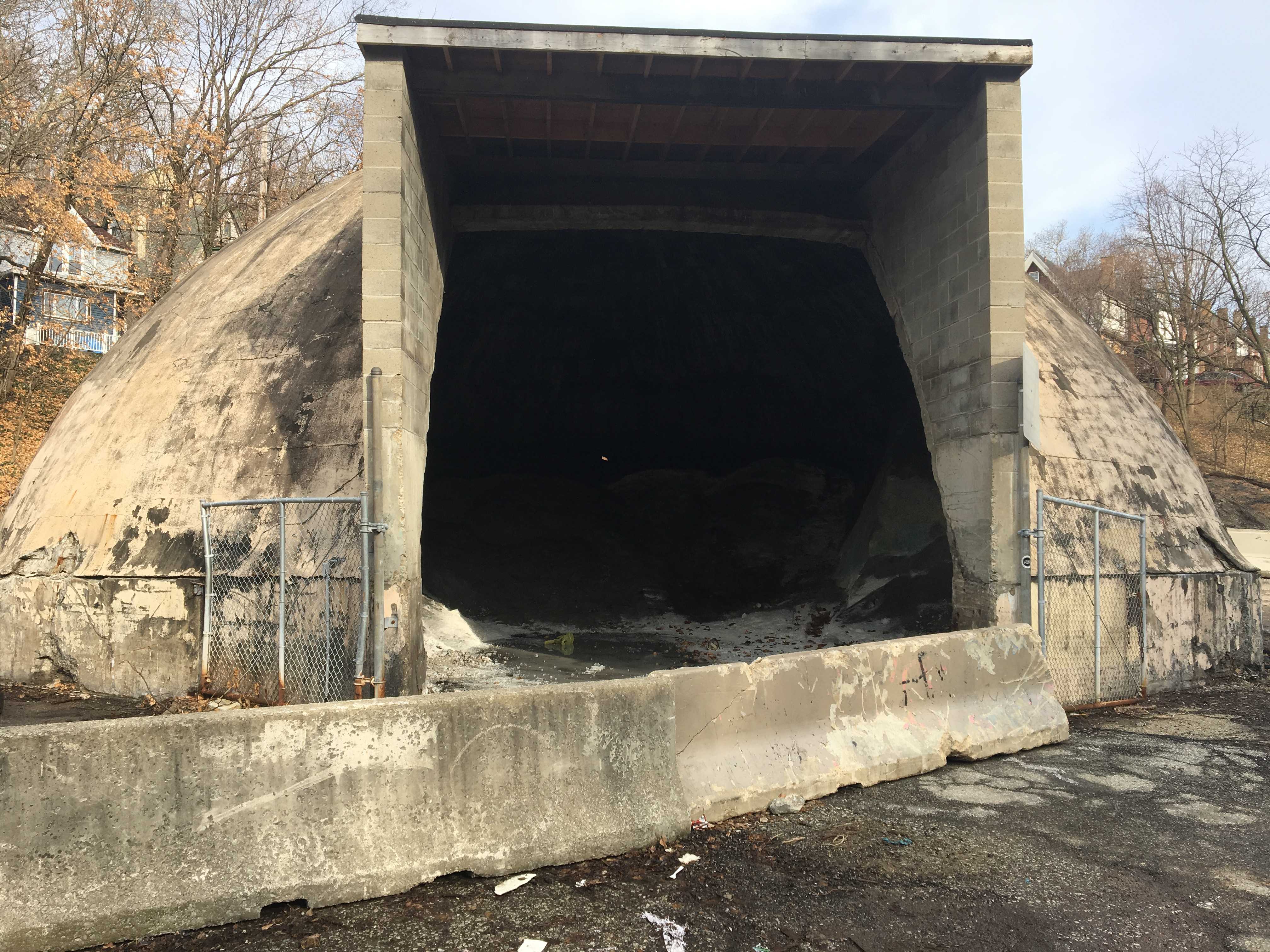 Man charged with stealing salt from dome in Knoxville