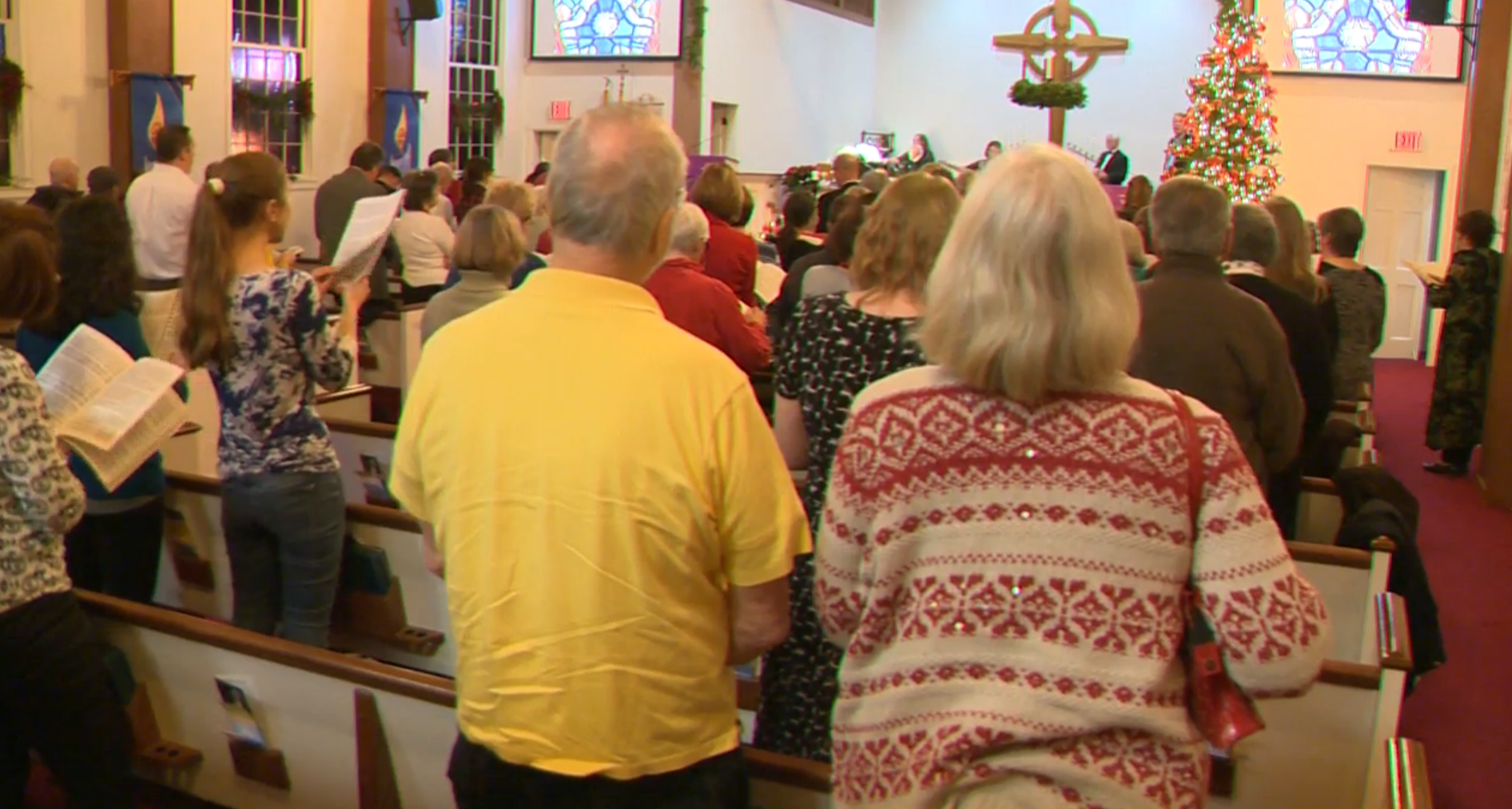 Sacramento sing-along Christmas concert benefits food pantry