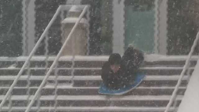 Fierce snowstorm brings new kinds of entertainment