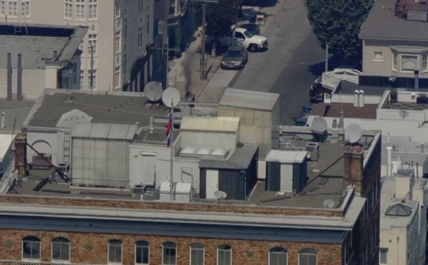 Smoke seen pouring from Russian consulate in San Francisco