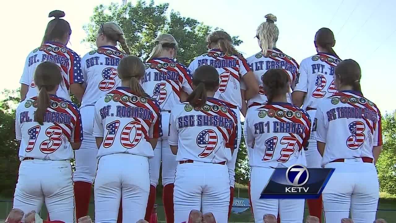 Softball team plays in honor of fallen soldiers